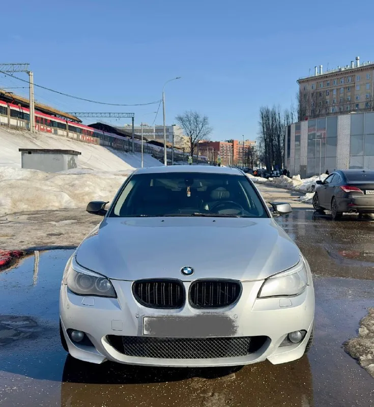 Продам бмв е60 530хі
2006 Г
N52b30, автомат.
Авто без изъянов в автотеке, без дтп и расчетов, 4 владельца ✅✅✅.
Выглядит достойно, полный м пакет, колеса р19 оригинал ковка на отличной зиме, фонари от рестайлинг, спойлер на крышке багажника м м м
Комплектация жир 🔥🔥🔥сиденья ломайки, проекция, подогревы всех сидений и руля, люк, спорт руль, задняя полусфера со шторками.
Технически на полном и уверенном ходу, ездит отлично!
Документы без проблем, полный комплект.
Цена:1 050 000 т. Р обмен
Тел:+79495061011
Телег:+79493930757
📞 🇷🇺 Звоните: +79495061011 - фотография - 7