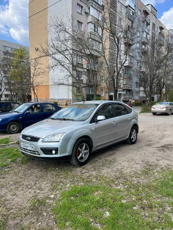 Срочная продажа!!!в продаже ford focus второго поколения. Автомобиль 2006 г. В. Двигатель бензиновый 1.8.авто находится в г мариуполь. Подробно про авто по тел или при встречи. Документы кристально чистые!!!цена 375 тыс руб. +79649225253 - +79497346358 - фотография - 2