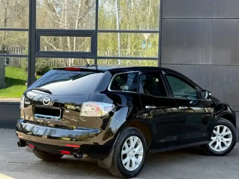 Продам mazda cx-7 год выпуска 2008 двигатель 2.3 бензин коробка обычный 6ти ступенчатый автомат родной пробег 140000 полный привод автомобиль в идеальном состоянии, двигатель работает отлично, коробка переключает без пинков и задержек, кузов весь целый без дтп, салон чист, цел и ухожен, таких авто очень мало! Хорошая комплектация:светлый кожаный салон, климат контроль, круиз, полный электро пакет, датчик дождя датчик света мултируль, эл зеркала, электро привод сидений, бесключевой доступ, заводская акустика bose, помощь при вождение, abs, bluetooth, aux, и еще много чего тех осмотр пройден, документы в порядке цена 950000 2 возможен торг 2 комплекта резины. +79490358107 +79494758336 донецк.
📞 Звоните: +7(949)0358107 - фотография - 3