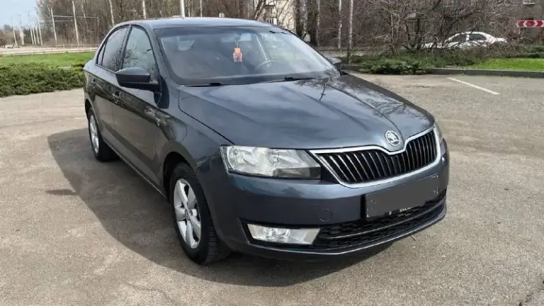 Skoda rapid
Без окрасов ! Все стекла родные !
Год 2015г
Кузов лифтбек
Мотор 1.6
Бензиновый мрi (атмосферный)
Коробка механика 5ст.
Передний привод
Пробег 190.000 тыс. Км
(Родной )
Автотека зеленая 🧤
2 Хозяин!
Комплектация
Климат контроль!
Подогрев сидений !
Круиз контроль !
4 Эл. Стеклоподъёмника !
Бортовой компьютер !
Обогрев заднего стекла!
Эл. Зеркала с подогревом
Корректор фар!
Дхо!
Сигнализация !
Би лэд в фарах!
Лэд птф!
Разъемы под aux usb!
Разъем 12v!
Магнитола bluetooth!
Мульти руль !
Литые диски r15!
2 Ключа !
✅Донецк.
Стоимость 950.000 торг!!!
Тел. +7 (949)5905326 - фотография - 3