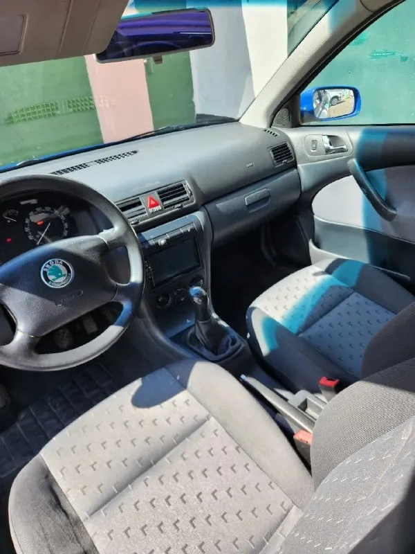 Продам шкода октавия тур 2006 г. В. , двигатель бензин 1,4 л, пробег 240 тыс. Км. Ржавчин и дырок нет. Авто владею 5 лет (посмотрите по документам), на все интересующие вопросы могу ответить. Плюсы авто в том, что он систематически нормально адекватно обслуживался, приятный расход 7 литров летом, 8 зимой, 9 если на второй передаче всё время ехать. Минус только в том, что нет кондиционера. Естественно есть возрастный сколы, царапки. Два комплекта резины 2 ключа. Цена 550 с небольшим торгом. Смотреть в макеевке
Тел 7949 525 73 22 - фотография - 6