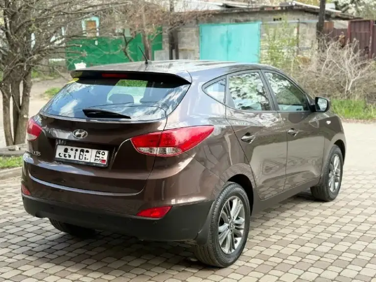 В продаже hyundai айх 35 рейстаилинг год выпуска 2014 кузов в заводском метале мотор 2.0 бензин мотор работает идеально без посторонних звуков коробка самый простой и надежный автомат asin ходовая часть полностью обслужена по электронной части все работает два комплекта колёс два ключа цена за даный автомобиль 1 420 000 не большой торг номер телефона +79494661201
📞 Звоните: +7(949)4661201 - фотография - 2