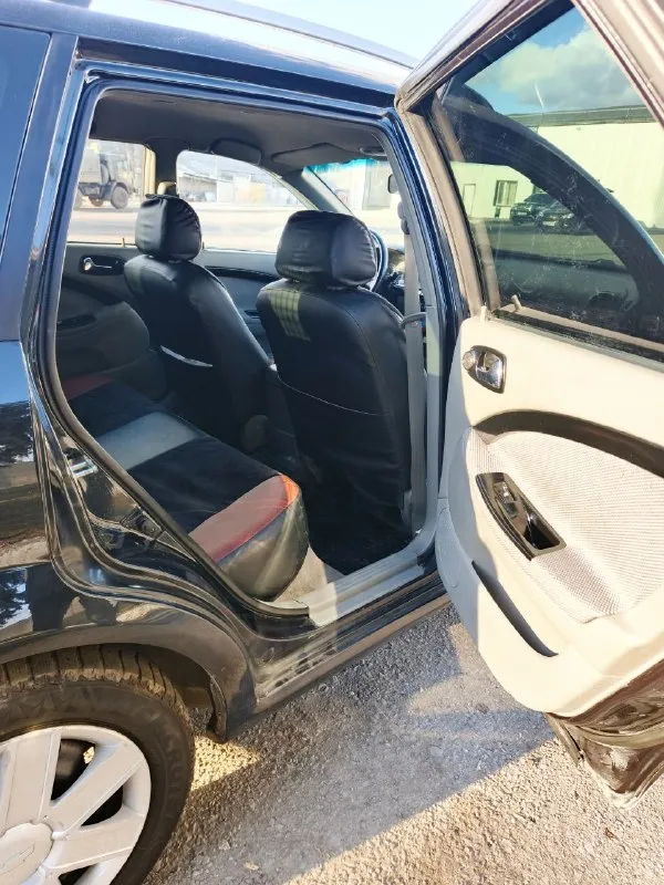 Chevrolet lacetti 2011, 1.6 мкпп, 168 000 км
Надёжный, ухоженный автомобиль в достойном состоянии.
Пробег: оригинальный!
Автомобиль эксплуатировался бережно и своевременно обслуживался.
• Сервисная книжка
• 2 Комплекта ключей
• Недавно выполнено то: замена масла двигателя, масла в кпп и всех фильтров
Техническое состояние:
• Двигатель работает ровно и тихо, без посторонних шумов
• Не дымит, не троит
• Коробка передач переключает чётко, без хрустов и посторонних звуков
Кузов и салон:
• Кузов в отличном состоянии, металл, герметики родные, без коррозии
• Салон чистый, аккуратный и ухоженный
• Вместительный багажник
• Заводские рейлинги на крыше
Оснащение:
• Климат-контроль
• Abs
• 4 Стеклоподъёмника,
Электрозеркала
• Сигнализация starline с автозапуском
• Android мультимедиа
• Камера заднего вида
• Парктроник
Автомобиль технически исправен и полностью готов к эксплуатации.
Документы в порядке
620000Р
+79493625838
Макеевка
📲 Tg: @sawtec
📞 Звоните: +7(949)3625838 - фотография - 5