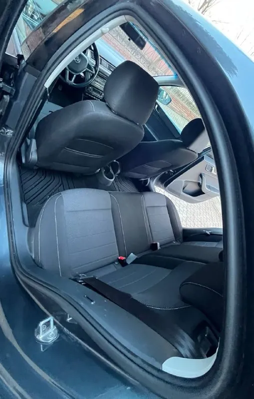 Skoda rapid
Без окрасов ! Все стекла родные !
Год 2015г
Кузов лифтбек
1.6
Бензиновый мрi (атмосферный)
Коробка механика 5ст.
Передний привод
Пробег 190.000 тыс. Км
(Родной )
Автотека зеленая 🧤
2 Хозяин!
Комплектация
Климат контроль!
Подогрев сидений !
Круиз контроль !
4 Эл. Стеклоподъёмника !
Бортовой компьютер !
Обогрев заднего стекла!
Эл. Зеркала с подогревом
Корректор фар!
Дхо!
Сигнализация !
Би лэд в фарах!
Лэд птф!
Разъемы под aux usb!
Разъем 12v!
Магнитола bluetooth!
Мульти руль !
Литые диски r15!
2 Ключа !
✅Донецк.
Стоимость 950.000 торг!!!
Тел. +7 (949)5905326
📲 Tg: @nata_li11111
📞 Звоните: +7(949)5905326 - фотография - 2