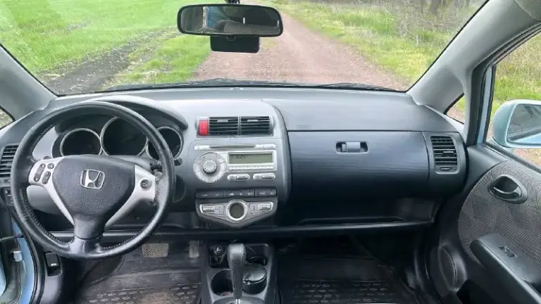Автор: продам маневренный автомобиль honda jazz. Год - 2007 год выпуска; мотор - 1,3 бензин / (вписано); коробка - автомат; пробег - 180 тыс км; цена - 650000 рублей. Тел - +79498672704.. . !!!наш телеграм канал [ бесплатное размещение за репост!!! Правила сообщества [ мы в мах [ [
📞 Звоните: +7(949)8672704 - фотография - 6