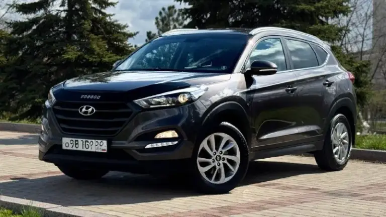 Hyundai tucson
2017Год.
Купленный в 2018 году
Двигатель 2.0 бензин
Коробка автомат
Пробег 153тыс. Км родной
Один хозяин за все время эксплуатации
Автомобиль в отличном состоянии,
Без дтп, кузов в заводском окрасе !
Родной пробег,
Авто обслужен от и до,
Вложения не требует не какого от слова совсем !
Комплектация
Электропривод зеркал
Полный привод
Помощь при спуске
Круизконтроль
Мультируль
Без ключевой доступ
Запуск старт stop
Камера заднего вида
Климат контроль двух зоны
Подогрев сидений
Подогрев зеркал
Подогрев дворников
Антибликовое зеркало
Датчик света
Датчик дождя
Два ключа
Abs
Esp
Airbag
Бортовой компьютер
Четыре стеклоподъемника
С документами все в полном порядке,
Продажа с полным переоформлением в гаи
Г. Донецк
Цена 1.820тыс. ₽
Звоните остальное по
+79496447942
Возможно продажа в кредит
📲 Tg: @artur_dadunia
📞 Звоните: +7(949)6447942 - фотография - 1