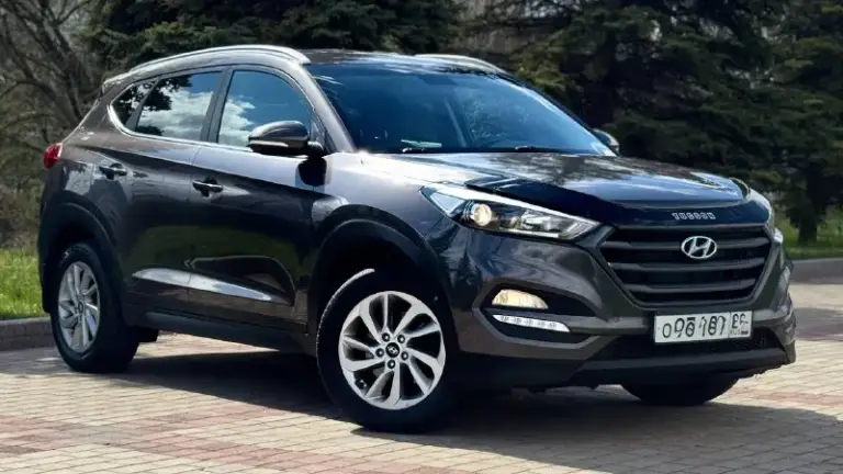 Hyundai tucson
2017Год.
Купленный в 2018 году
Двигатель 2.0 бензин
Коробка автомат
Пробег 153тыс. Км родной
Один хозяин за все время эксплуатации
Автомобиль в отличном состоянии,
Без дтп, кузов в заводском окрасе !
Родной пробег,
Авто обслужен от и до,
Вложения не требует не какого от слова совсем !
Комплектация
Электропривод зеркал
Полный привод
Помощь при спуске
Круизконтроль
Мультируль
Без ключевой доступ
Запуск старт stop
Камера заднего вида
Климат контроль двух зоны
Подогрев сидений
Подогрев зеркал
Подогрев дворников
Антибликовое зеркало
Датчик света
Датчик дождя
Два ключа
Abs
Esp
Airbag
Бортовой компьютер
Четыре стеклоподъемника
С документами все в полном порядке,
Продажа с полным переоформлением в гаи
Г. Донецк
Цена 1.820тыс. ₽
Звоните остальное по
+79496447942
Возможно продажа в кредит
📲 Tg: @artur_dadunia
📞 Звоните: +7(949)6447942 - фотография - 3
