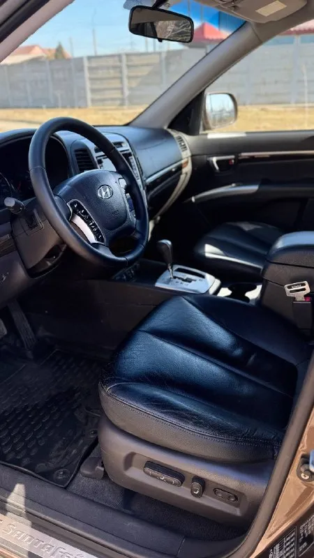 Тел. +79496447941
Продам hyundai santa fe 2011г. В идеальном состоянии! По автомобилю делать ничего не надо!! Готов ехать на любые проверки за ваш счёт!
Авто без дтп!
Автомобиль весь в родном окрасе!! Можете приехать с толщиномером проверить!
Стёкла все заводские включая лобовое!
Птс оригинал
Два владельца по птс
Переоформление в мрэо
Комплектация
Двигатель 2.4 бензин
Пробег 220т родной!
Abs
Esp
Airbag
Без ключевой доступ
Запуск start stop
Круиз контроль
Бортовой компьютер
Камера заднего вида
Кожаный салон
Электропривод сидения
Помощь при спуске
Подогрев сидений
Подогрев зеркал
Parktronic
Датчик света
Датчик дождя
Электро слаживания зеркал
Двухзонный климат контроль
4 Стеклоподъемника
Полный привод
Хорошая резина
Два ключа
Цена 1.220.000т. Р
Очень срочно торг
Возможно продажа в кредит
📲 Tg: @artur_dadunia
📞 Звоните: +7(949)6447941 - фотография - 7