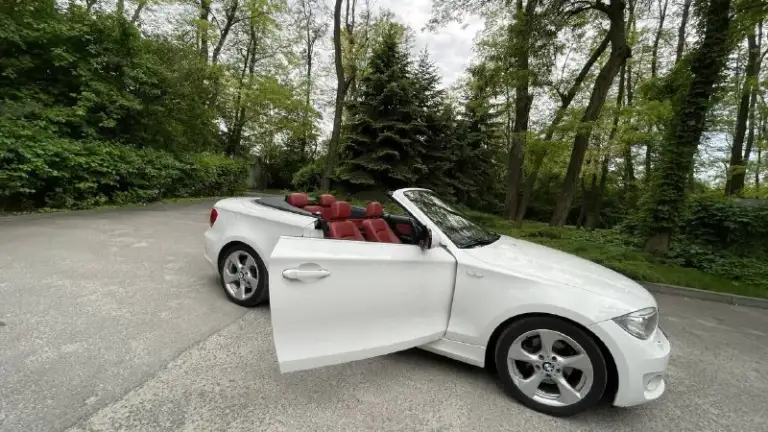 Добрый день
Разместите пожалуйста

В продаже bmw 125 cabrio 218лс
2011 Год, пробег 175000км
Состояние идеальное. Обслужена полностью
По комплектации:
Музыка logic 7 / harman kardon
Подсветка ручек
Подвеска м-тех
Бампера и пороги м-тех
Фары с ресницами
Громкая связь
Топовый салон с подкачками
Цена 2млн из-за срочности
89282267707 Андрей - фотография - 1