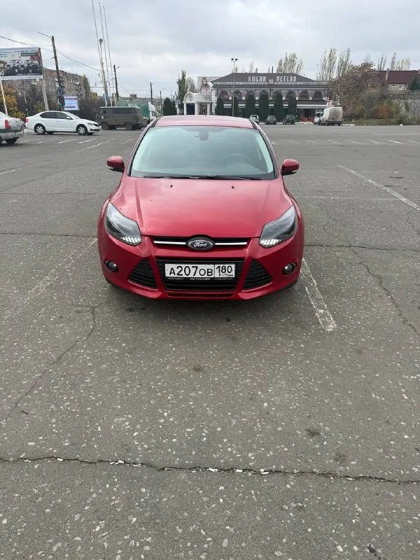 Продам ford focus 3 2011г. Двигатель 1.6, автомат
Пробег 150000
Полностью родная лкп
Цена 880000р
Зимняя резина 1н сезон в подарок
Тел 79495175866 - фотография - 9