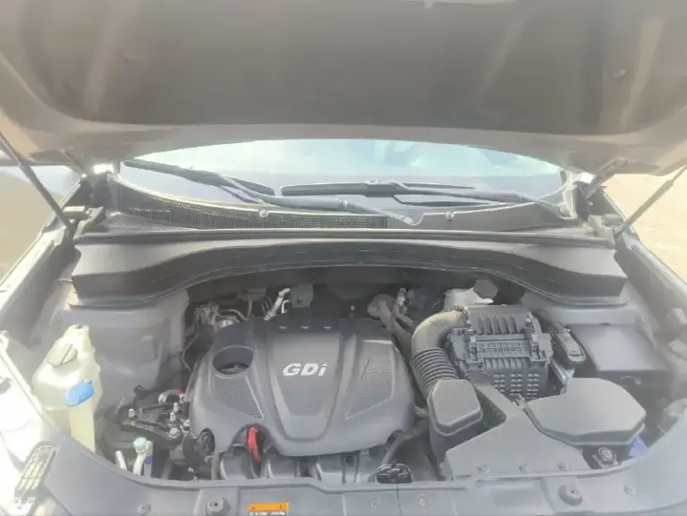 Продам kia sorrento 2
2013 Года в эксплуатации с 2014
Двигатель 2.4 бензин, масло не расходует от слова совсем, едет бодро, акпп автомат, вся в родном окрасе кроме заднего бампера.
За машиной следил денег не жалел, видела всего одну зиму, так как сам работаю вахтами по 7-8 месяцев, машина стоит в теплом гараже, в придачу отдам комплект зимних колёс на дисках (проездили всего одну зиму).
За машину не стыдно, любые проверки на любом сто, все жидкостя поменяны, сел и поехал!
По всем вопросам звоните по номеру+79148655125
Машина находится в макеевке, в владении пять лет, от машины не избавляясь, приобрел другое авто эта стоит в гараже без дела, цена 1.550000 - фотография - 3