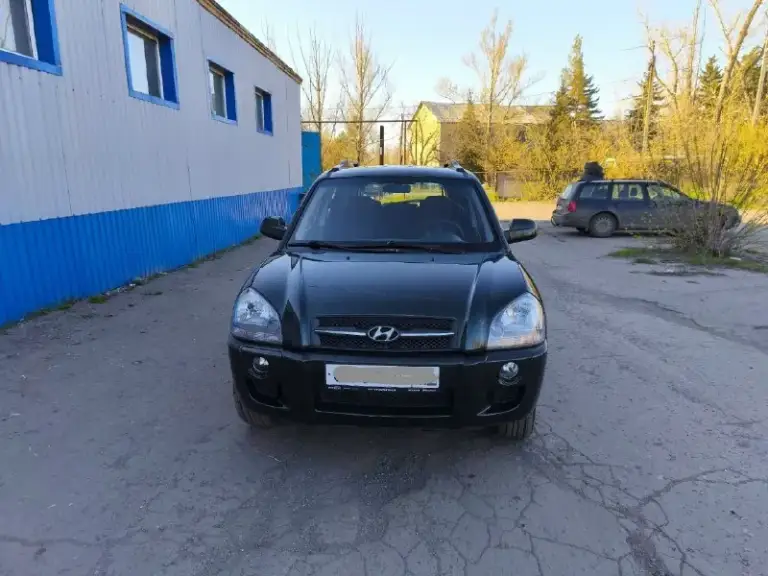 Hyundai tucson (hyundai туксон) 2.0мт 2wd 2008г. В. Родной пробег 148 тыс. Км! 2 собственника за всё время эксплуатации, в последнем владении более 11 лет, автомобиль вовремя обслуживался, денег не жалели, ходовая обслужена, не гремит, не стучит. Кузов в отличном состоянии, без коррозии, весь в заводском металле. Самый простой и надёжный бензиновый двигатель с небольшим расходом топлива, дешевое обслуживание. В комплектации всё что требуется для комфортной эксплуатации: - кондиционер - подогревы сидений - abs, esp - магнитола android - сигнализация, 2 ключа техосмотр пройден, диагностическая карта в наличии! Цена 950т. Р. Макеевка +79493943324 +79494542921
📞 Звоните: +7(949)3943324 - фотография - 2