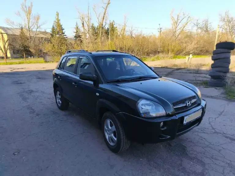 Hyundai tucson (hyundai туксон) 2.0мт 2wd 2008г. В. Родной пробег 148 тыс. Км! 2 собственника за всё время эксплуатации, в последнем владении более 11 лет, автомобиль вовремя обслуживался, денег не жалели, ходовая обслужена, не гремит, не стучит. Кузов в отличном состоянии, без коррозии, весь в заводском металле. Самый простой и надёжный бензиновый двигатель с небольшим расходом топлива, дешевое обслуживание. В комплектации всё что требуется для комфортной эксплуатации: - кондиционер - подогревы сидений - abs, esp - магнитола android - сигнализация, 2 ключа техосмотр пройден, диагностическая карта в наличии! Цена 950т. Р. Макеевка +79493943324 +79494542921
📞 Звоните: +7(949)3943324 - фотография - 6