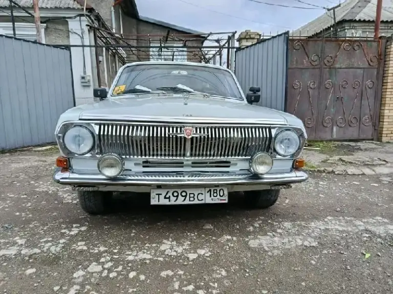 Продам газ, 24 "волга", белого цвета, 1974 года выпуска, пробег 110 000 километров. Автомобиль в отличном состоянии, один собственник в птс. Объем двигателя - 2,4 литра, мощность - 95 лошадиных сил, тип двигателя - бензиновый, коробка передач - механическая, привод - задний, установлено газобалонное оборудование.
Газ, 24 "волга"- это классический автомобиль, который стал символом советской эпохи. Он обладает высокой надежностью и долговечностью, а также привлекательным дизайном. Белый цвет делает автомобиль особенно элегантным и стильным.
Автомобиль прошел все необходимые проверки и готов к эксплуатации. Состояние отличное, двигатель работает без нареканий, коробка передач переключается плавно, подвеска не стучит. Пробег автомобиля небольшой, что говорит о его хорошем состоянии. Машина не была в дтп, кузов в родной краске.
Цена 350000, +79495147153
📲 Tg: @yuliya_on1983
📞 Звоните: +7(949)5147153 - фотография - 3