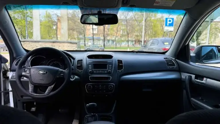 Kia sorento
2014 Год
Двигатель 2.4 бензин
Коробка автомат
Пробег 174тыс. Км

Автомобиль в отличном состоянии,
Авто обслужен от и до,
Вложения не требует не какого от слова совсем !

Комплектация
Электропривод зеркал
Полный привод
Помощь при спуске
Круизконтроль
Мультируль
Без ключевой доступ
Запуск старт stop
Камера заднего вида
Климат контроль двух зоны
Подогрев сидений
Подогрев зеркал
Подогрев дворников
Подогрев руля
Антибликовое зеркало
Датчик света
Датчик дождя
Два ключа
Abs
Esp
Airbag
Бортовой компьютер
Четыре стеклоподъемника

С документами все в полном порядке,
Продажа с полным переоформлением в гаи

Г. Донецк
Цена 1.570.000
Звоните остальное по тел.
+79496447942
Возможно продажа в кредит - фотография - 10