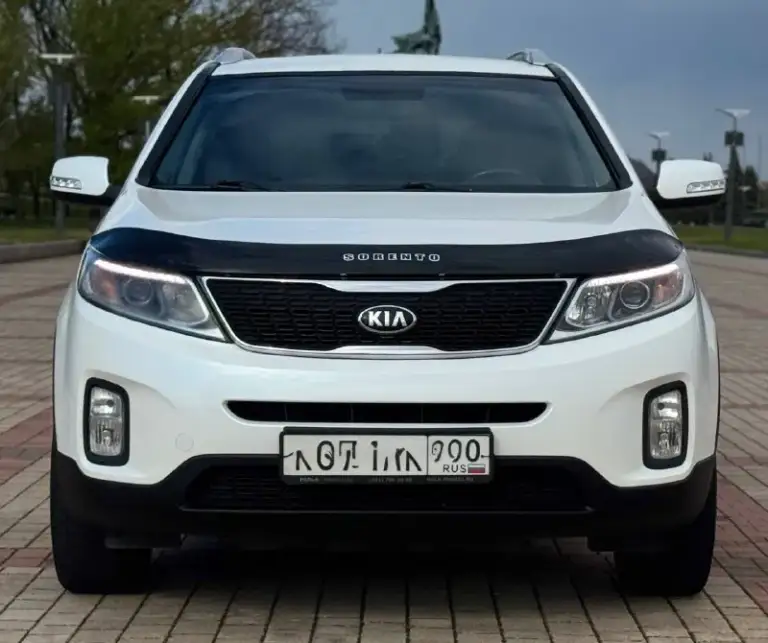 Kia sorento
2014 Год
Двигатель 2.4 бензин
Коробка автомат
Пробег 174тыс. Км

Автомобиль в отличном состоянии,
Авто обслужен от и до,
Вложения не требует не какого от слова совсем !

Комплектация
Электропривод зеркал
Полный привод
Помощь при спуске
Круизконтроль
Мультируль
Без ключевой доступ
Запуск старт stop
Камера заднего вида
Климат контроль двух зоны
Подогрев сидений
Подогрев зеркал
Подогрев дворников
Подогрев руля
Антибликовое зеркало
Датчик света
Датчик дождя
Два ключа
Abs
Esp
Airbag
Бортовой компьютер
Четыре стеклоподъемника

С документами все в полном порядке,
Продажа с полным переоформлением в гаи

Г. Донецк
Цена 1.570.000
Звоните остальное по тел.
+79496447942
Возможно продажа в кредит - фотография - 2