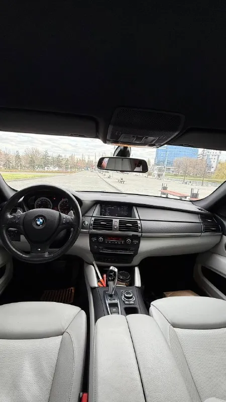 🔥 Горячий лот! 🔥 bmw x6 m (e71) — мощь, стиль и адреналин в одном флаконе!
Представьте: вы за рулём этого красавца, под капотом рычит мощный мотор, а все взгляды прикованы к вам. Этот x6 m — не просто автомобиль, это заявление!
Что делает его особенным:
Пробег всего 90 000 км — машина почти новая!
Без дтп и окраски — кузов в заводском состоянии, всё родное.
Реальная история обслуживания — всё делалось вовремя, есть документы.
Полный фарш: m‑пакет, спорт‑сиденья, проекция, камеры, звук — всё, что нужно для удовольствия за рулём.
Готов к любым приключениям — полный привод xdrive не подведёт ни в городе, ни на трассе.
За рулём вы почувствуете настоящую мощь и управляемость, которой славится m‑серия. Это не просто транспорт — это эмоции!
Цена: 2.750000руб. Реальному покупателю — разумный торг.
Не упустите шанс стать владельцем этого красавца! Звоните прямо сейчас: или пишите. Осмотр по адресу:.
Готов ответить на все вопросы и организовать тест‑драйв!
📞 Звоните: +7(949)3343331 - фотография - 7