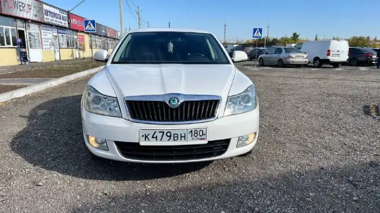 Skoda octavia a 5 2012 года выпуска без единого подкраса, без дтп! Мотор 1,8 tsi ( без масложора) коробка автомат (aisin) пробег 148 тысяч км оригинал !!! Птс оригинал ( 3 хозяина ) 2 ключа, 2 комплекта колёс на дисках! 2 ключа ! Датчик света, дождя, круиз, мультируль, музыка bolero! Установлена дорогая сигнализация с gsm модулем, автозапуск! Замена масла каждые 5 тыс км лью только bardahl! Последнее то 2 тыс км назад ( полная замена масла в коробке, масло двс, все фильтра в круг, опорные подшипники). Повторюсь машина полностью обслужена и не требует никаких вложений !!! Осмотр г. Макеевка цена 1 млн 320 тысяч +7949-322-97-79 p. S. Кому дорого, не тратьте ни свое ни мое время !!!
📞 Звоните: +7(949)3229779 - фотография - 1