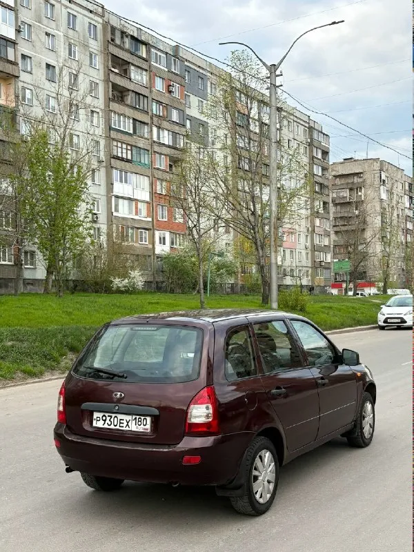 Ваз калина универсал 2012 год 1.6 в отличном состоянии, вложений не требует, двигатель коробка ходовая в идеальном состоянии, дно пороги стаканы в отличном состоянии! Едет уверенно, не куда не ведет руль ровный, ходовая вся новая, развал сделали, машина местная 180 регион не откуда не пригоняли цена 310.000 т осмотр город макеевка, связь +7949-538-82-70
📞 Звоните: +7(949)5388270 - фотография - 2
