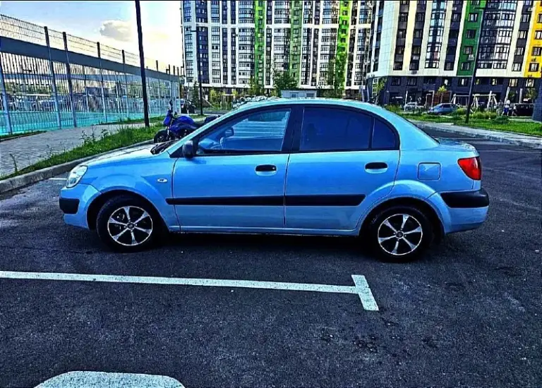 Продам kia рио 2007год. Механическая кпп. Кондиционер. Пробег 280 т. С машиной отдам второй комплект резины. Цена 500 т. Владелец. Телефон для связи, он же мах: +79495106662 или пишите смс, перезвоню ( иногда связь не очень )
📲 Tg: александр
📞 Звоните: +7(949)5106662 - фотография - 3