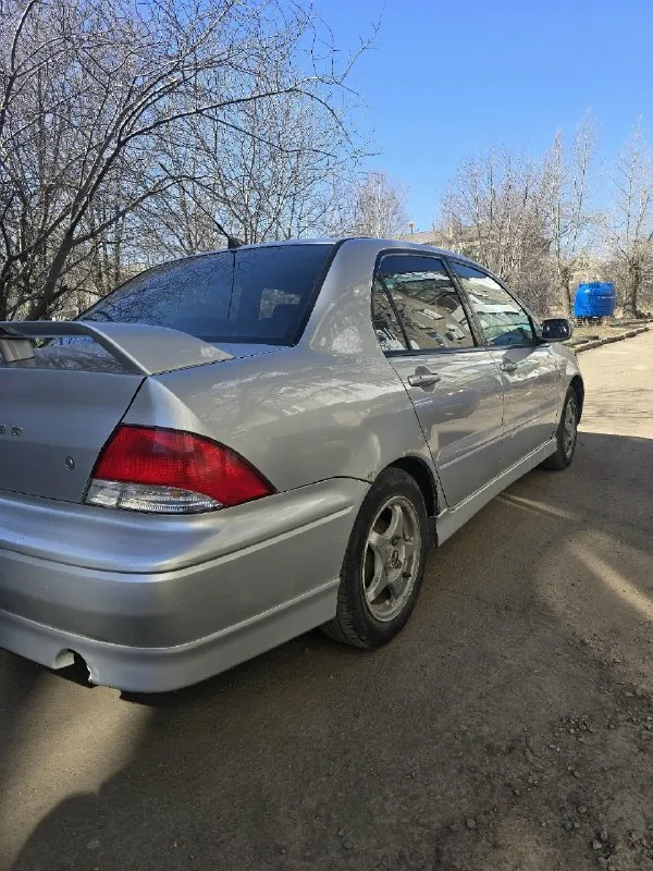 Продам лансер 9 коробка автомат, в хорошем состоянии, не пинает, ходовая мячик, грм недавно менял, также менял масло, фильтра. Машина в хорошем состоянии, телефон для связи +79495105214 связи плохая, если что пишите в л. С. Цена 245.000торг возле капота.
📞 Звоните: +7(949)5105214 - фотография - 4