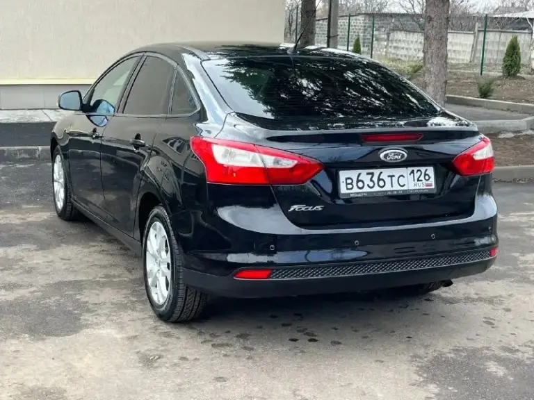 Продам ford focus 3. 2012г. В. 1.6 на 105л. С. , на механике, самая надежная связка. 205000км. Родного пробега. Авто в идеальном состоянии по всем параметрам. Кузов без вздутостей, ржавчин, царапин. Салон без потертостей, грязи, дыр и т. Д. Двигатель масло не расходует вообще, не троит, не дизелит, катализатор удален и прошита под евро 2,масло нигде не течет. Кпп так же в идеале, сцепа как новая. По ходовой без стуков. Заменен ремень грм, помпа, масло двс и подушки. Готов на любые проверки. В авто работает абсолютно все, включая кондиционер. Резина лето новая. Автотека зеленая.
Территориально старобешево/донецк
835 000 Руб.
Вопросы по тф.
+7 949 337 07 37
+7 949 318 50 79 - фотография - 8