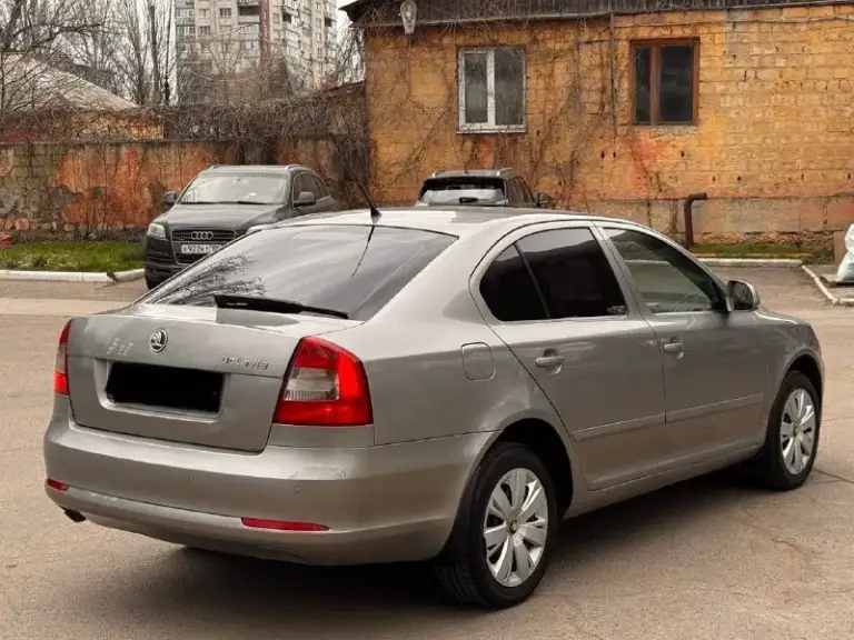 Продам skoda octavia a5 рейсталинг
1.6 Бензин
Год выпуска 2010
Состояние идеальное.
Без рыжиков
Сервисные книги.
Вложений не требует!
2 Владельца за все время!
Любое оформление!
Салон не затертый не порваный
Резина хорошая летняя
Авто полностью обслужена до мелочей
Работает ровно.
Коробка переключает идеально
Климат контроль работает
Кондиционер так же работает
Все жидкости заменены!
Стекла все родные
Каждая кнопка работает)
Цена 760-000₽ торг реальным покупателям!
+7-949-794-46-27
Остольные вопросы по телефону
Звоните в любое время.
📲 Tg: евгений
📞 Звоните: +7(949)7944627 - фотография - 2