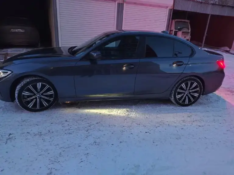 В продаже отличный немецкий седан. Комфортный, спортивный bmw 3 в кузове g20.
Пробег 124 тыс
2Л дизель
Автомобиль 2020года. Двигатель самый надежный, дизельный. Работает отлично, запускается без затруднений, не дымит и не троит. Коробка классический автомат, не пинает, не буксует, работает без замечаний. Подвеска и электроника работают штатно.
По кузову весь в родной краске. Кузов без дефектов, выглядит отлично. Салон в отличном состоянии.
Комплектация богатая: led приборная панель с навигацией, полный мультируль, адаптивный круиз-контроль, двухзонный климат-контроль, запуск с кнопки, контроль удержания в полосе, предотвращение столкновений, слепые зоны и многое другое.
Юридически чист, вложений не требует. 2 ключа
3100000
Осмотр в донецке
+79493859588
+79493859586
+79493251271 - фотография - 10