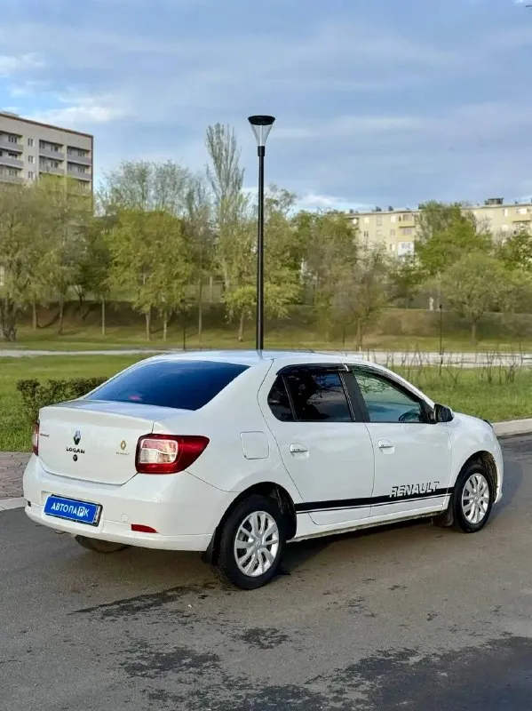 🇫🇷 Renault logan

💰Цена: 680 000р
🏢Город: мариуполь
📅Год выпуска: 2017
🧾Пробег: 86 530 км.
⚙️Двигатель: 1.6 8v.
⛽Топливо: бензин/газ
⚙️Кпп: механика

📞 Телефон:

+7-949-727-41-51
+7-949-551-91-52
+7-989-263-55-56

💾 Оп. .. Oji/40/e29c85.png')">✅ оцинкованный кузов
✅ Южная эксплуатация
⛽️ Гбо евро-4 вписан в птс

🚙 Двигатель k7m 1.6 8v. Самый надежный в линейке. Ходовая без посторонних звуков, мягкая, высокий клиренс.

❄️ Кондиционер, полный электропакет, гур, abs, airbag, оригинальная магнитола с bluetooth и usb, птф, центральный замок.

Улица шевченко 2️⃣6️⃣9️⃣

➕Автомобиль с пройденным техническим осмотром и готов к переоформлению.

🏦 Возможна продажа в кредит по двум документам. - фотография - 5