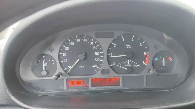 Цена 450₽ bmw e46✅ автомобиль на полном ходу ✅ документы в полном порядке любое переоформление✅ кузов не гнилой (есть моменты по лкп, машина 1998года выпуска) ходовая часть в хорошем состоянии, кондиционер, доводчики стекл, сигнализация, гур, хорошая музыка, новая резина, двигатель 1.9 м43б19.находится в харцызске, : +7 (949) 318-27-83
📞 Звоните: +7(949)3182783 - фотография - 7