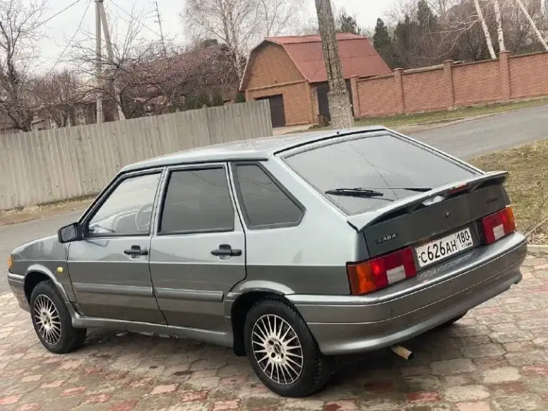 ! Срочно !
Автомобиль в хорошем состоянии по самому низу рынка!
Цена 🎁 : 60.000‼️ ‼️
Продам ваз 2114 в хорошем состоянии!
2009 Года выпуска.
• Дно, стаканы, корыто все целое!
• По кузову в хорошем состоянии, есть не больших пару жучков, но их совсем не видно !
• Двигатель в идеальном состоянии, тянет как надо!
• Коробка в идеальном состоянии, работает как часы!
• Ходовая вся новая, не давно делали ревизию.
• Салон опрятный!
• Шикарная музыка pioneer, великолепное звучание!
• Документы в порядке, я хозяин, любое переоформление !
Без запретов и арестов.
Пригон по договоренности 🚨
+79496801394
📲 Tg: @zinovyev5
📞 Звоните: +7(949)6801394 - фотография - 2