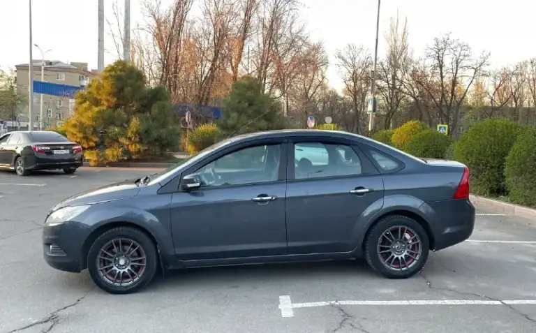 Продам ford focus
Год выпуска - 2008
Объём - 1.6
Коробка - механика
Пробег - 214.000км

Автомобиль в отличном состоянии, ухоженый не прокуренный салон, по ходовой части не каких вложений не требует, очень вместительная и экономная на красивых дисках, отдам в придачу летнюю резину
По комплектации 2стеклоподёмника, кондиционер, подогрев сидений, электро регулировка зеркал, обогрев зеркал, датчик света, стоит заводская магнитола хорошо играет. Одним словом машина для себя.

Цена 565.000 рублей
Осмотр г. Донецк
Остальное по телефону

+79495788575 - фотография - 4