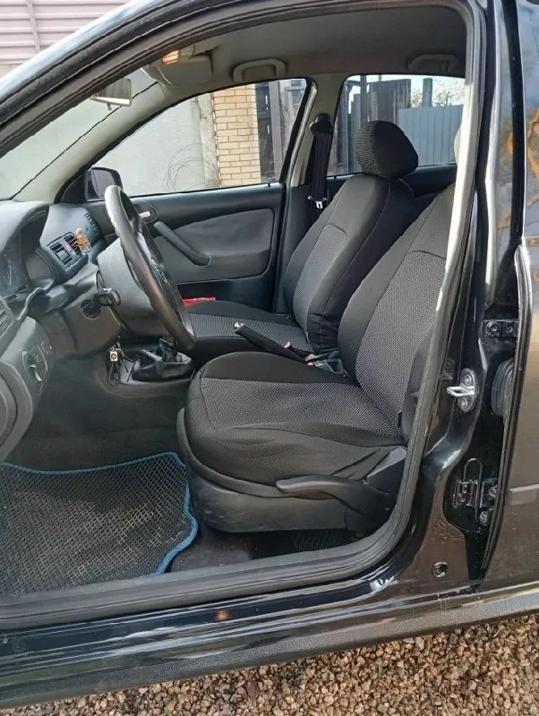 Skoda октавия, 1.6, механика, я собственник, газ/бензин, состояние хорошее, все работает, гнили нет, мотор работает хорошо, цена 500000 торг +7 949 511-14-65 сергей
📞 Звоните: +7(949)5111465 - фотография - 3
