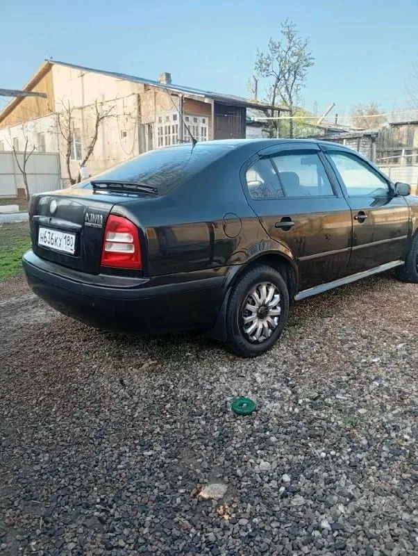 Skoda октавия, 1.6, механика, я собственник, газ/бензин, состояние хорошее, все работает, гнили нет, мотор работает хорошо, цена 500000 торг +7 949 511-14-65 сергей
📞 Звоните: +7(949)5111465 - фотография - 6