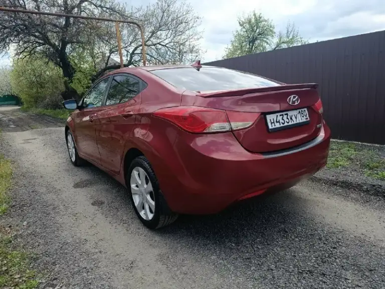 Продам hyundai elantra md 2011 год, акпп, двигатель 1.8 л. Собственник, владею с 2020 года. Авто был пригнан из америки в 2020 году. Машина в хорошем состоянии. Пробег на сегодняшний день 130000 миль. Полностью обслужена, вложений не требует. Предмаксимальная комплектация: -кожаный салон - электро люк -подогревы всех сидений - кондиционер -круиз контроль -громкая связь -4электро стеклоподъёмника -электро усилитель руля -блютуз -abs -esp и многое другое двигатель работает без нареканий, после капитального ремонта прошел около 15000 км. Также был заменён комплект цепи грм. Акпп 6 ступенчатая, переключает без пинков. Масло в коробке менял также 15000 км назад. Кондиционер холодит, печка греет. По электрике всё работает. Безопастность вся на месте, ошибок на приборке нет никаких. Резина на заводских литых дисках r17прошла один сезон. Газ пропан вписан в документах и идёт в комплекте с автомобилем( был снят с машины при ремонте двигателя). По документам полный порядок, переоф
📞 Звоните: +7(949)0238121 - фотография - 3