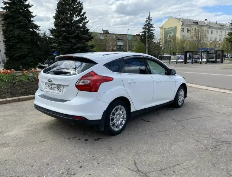 Ford focus 3 1.6 автомат 2012г максимальная комплектация (titanium): - мультируль - климат контроль - подогрев сидений - подогрев лобового, заднего стекла и зеркал - абс, стабилизация - автосвет - регулировка руля во всех положениях - лифт сидений мотор и коробка без нареканий, коробка контрактная, пробег 60тыс км. На ходу каждый день, своевременно обслуживалась. Ходовая мягкая, без стуков, полностью обслужена. Небольшие нарекания по кузову и требует замены ролик кондиционера. Продаю пока продается интересующий меня автомобиль. Пробег: 300тыс км торг на месте, обмен не рассматриваю 660 тыс руб, +79494169103 данил макеевка
📞 Звоните: +7(949)4169103 - фотография - 3