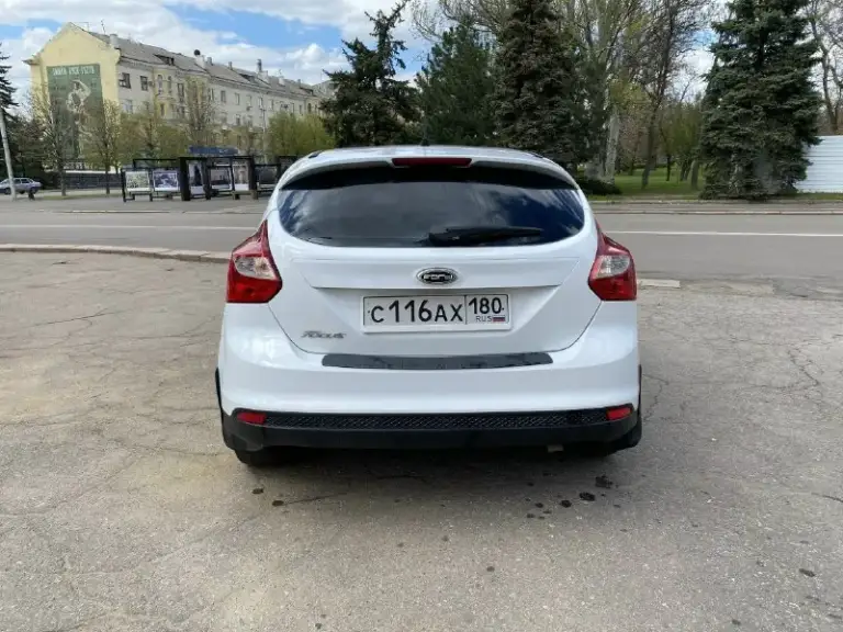 Ford focus 3 1.6 автомат 2012г максимальная комплектация (titanium): - мультируль - климат контроль - подогрев сидений - подогрев лобового, заднего стекла и зеркал - абс, стабилизация - автосвет - регулировка руля во всех положениях - лифт сидений мотор и коробка без нареканий, коробка контрактная, пробег 60тыс км. На ходу каждый день, своевременно обслуживалась. Ходовая мягкая, без стуков, полностью обслужена. Небольшие нарекания по кузову и требует замены ролик кондиционера. Продаю пока продается интересующий меня автомобиль. Пробег: 300тыс км торг на месте, обмен не рассматриваю 660 тыс руб, +79494169103 данил макеевка
📞 Звоните: +7(949)4169103 - фотография - 4