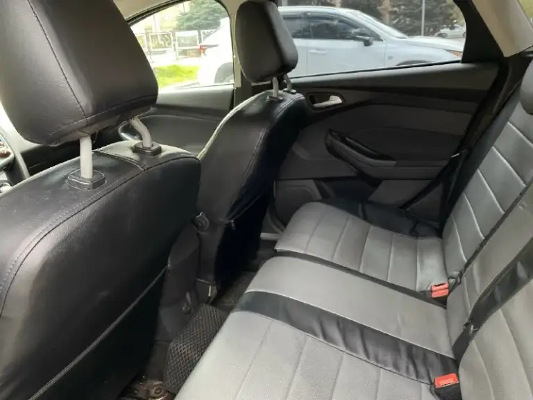 Ford focus 3 1.6 автомат 2012г максимальная комплектация (titanium): - мультируль - климат контроль - подогрев сидений - подогрев лобового, заднего стекла и зеркал - абс, стабилизация - автосвет - регулировка руля во всех положениях - лифт сидений мотор и коробка без нареканий, коробка контрактная, пробег 60тыс км. На ходу каждый день, своевременно обслуживалась. Ходовая мягкая, без стуков, полностью обслужена. Небольшие нарекания по кузову и требует замены ролик кондиционера. Продаю пока продается интересующий меня автомобиль. Пробег: 300тыс км торг на месте, обмен не рассматриваю 660 тыс руб, +79494169103 данил макеевка
📞 Звоните: +7(949)4169103 - фотография - 6