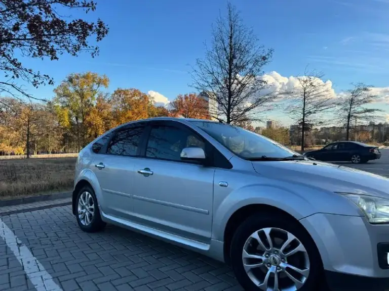 Продаю ford фокус (focus) 2007 1.6 мкпп, 115л. С. По машине было сделано очень много, сделал отдельный скрин, где все расписано по работам. Машину действительно хорошо обслуживали, не жалели денег, менял масло каждые 8 тысяч (только равенол). Установлены сразу после приобретения кожаные чехлы, которые до сих пор в отличном состоянии.
По кузову красил левое заднее крыло и водительскую дверь в косметических целях (фото «до» покажу)
Стоит качественный свет (габариты, ближний, дальний, птф) с led лампами. Фары отполированы и затянуты пленкой. Пробег- 258тыс
Машина действительна в отличном состоянии, вложений не потребует, т. К все сделано, все по ней расскажу, сел и поехал.
585 Тыс. Торг уместен.
Звоните по номеру.
Магнитола стоит уже штатная, teyes вытащил
+7(949)352-35-02
📲 Tg: @serj1kkk
📞 +7(949)3523502
📲 Tg: @serj1kkk
📞 Звоните: +7(949)3523502 - фотография - 5