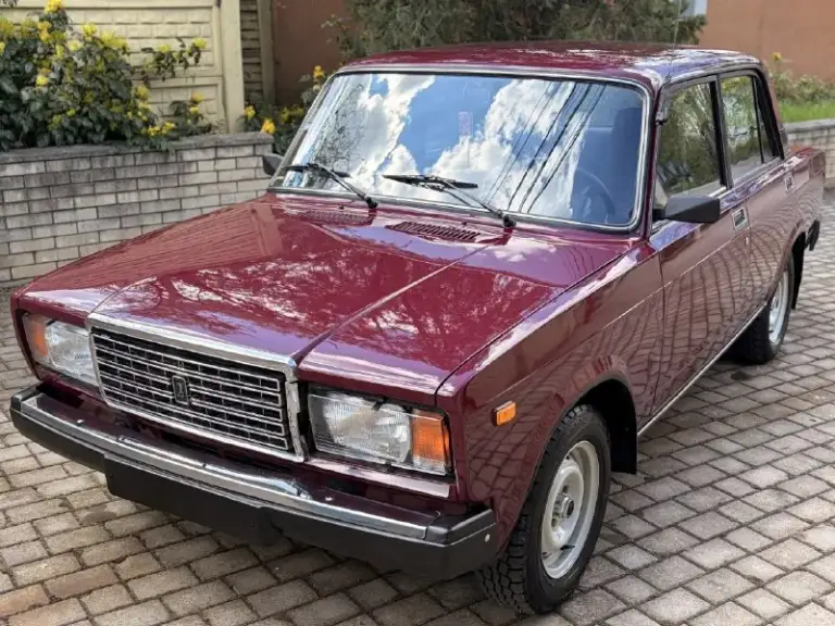 Продам капсулу времени!автомобиль мечта советского человека!ваз 2107 1.5л 2002 год выпуска, гаражного хранения.
Пробег:24.000км !!!
Документы кристально чистые продажа по дкп или мрэо!в одних руках с салона!авто зимы не видел.
Техническая часть авто, новая!
Кузов в заводском окрасе!без коррозии и тем более гнили!
Салон в идеальном состоянии, запах тех времён!!
Все родное, запаска, домкрат и т. Д!
Резина завод в отличном состоянии.
Заводская магнитола pioneer с заводскими колонками.
Электрика работает как с завода, вплоть до лампочки под капотом и регулировки фар!
На все другие вопросы отвечу по телефону!
Цена:400.000р (торгуюсь с реальными людьми)
Номер:+79490763198
Номер:+79498228009
Г. Макеевка
📞 🇷🇺 Звоните: +79490763198 - фотография - 2