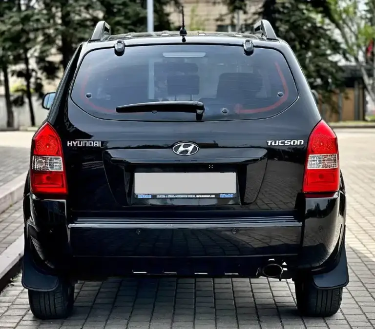 ✅Продам hyundai tucson
✅Год:2008
✅ :2Л
✅Коробка:механика
✅Цена:865.000₽
✅2 Владельца
✅Номер: +79494952372 или +79491003435 на обоих номерах есть телеграмм и макс
Авто в отличном состоянии без вложений сел и поехал, кузов автомобиля соответствует фотографиям, техническая часть обслужена на 5+ чистый и ухоженный салон, машина только после полной полировки и химчистки, таких вариантов на рынке очень мало! Два комплекта колес зима лета оба на дисках! Два ключа!хорошая комплектация:подогревы сидений, кондиционер, большой сенсорный монитор с aux, bt, камера заднего вида, электра зеркала, подогрев заднего стекла, полный бортовой компьютер, abs, esp, биксенонавые фары, центральный замок, сигнализация с обратной связью, и многое другое больше информации по телефону! 📱
📞 Звоните: +7(949)4952372 - фотография - 5