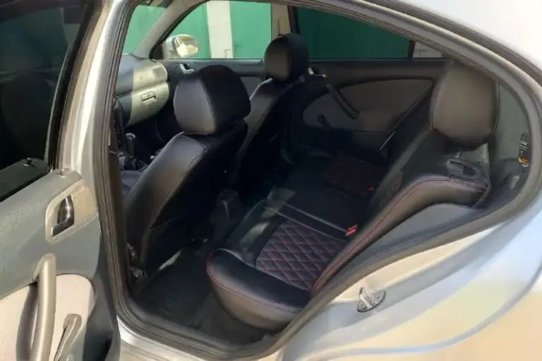 Skoda октавия.
2010 Год выпуска.
Объём двигателя 1.8.
Пробег 320т. Км ( 30т. Км назад был ремонт двс и замена сцепления).
Без дтп ( родном окрасе).
Кузов без ржавчины и дыр ( присутствуют сколы по кузову).
Автомобиль в хорошем состоянии.
Резина: лето/зима.
Отдам турбину и рулевую рейку ( после ремонта).
Цена 680т. Руб
+79493828700
📞 Звоните: +7(949)3828700 - фотография - 6