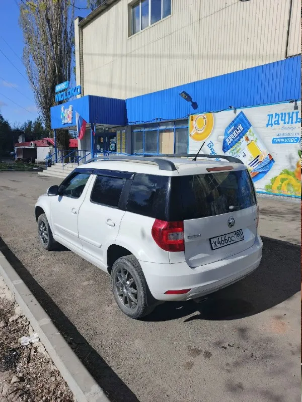 Продаю авто skoda йети 2014 года, 105 л. С. 1,2 турбо, бензин, 6 ступка механика, передний привод, высокий клиренс, хороший городской паркетник, по кузову в хорошем состоянии, ходовка не стучит и не гремит, салон в хорошем состоянии, пробег 206тыс. Км, много чего сделано, из недавнего поменял броне провода, свечи иридиевые, заменил масло в двигателе и в коробке, маленький расход топлива, цена 870 т. Руб. , без залогов, штрафов, и прочего, оформление без проблем город донецк +79496842358
📞 Звоните: +7(949)6842358 - фотография - 6