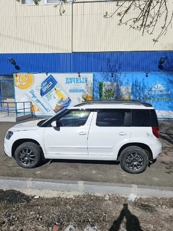 Продаю авто skoda йети 2014 года, 105 л. С. 1,2 турбо, бензин, 6 ступка механика, передний привод, высокий клиренс, хороший городской паркетник, по кузову в хорошем состоянии, ходовка не стучит и не гремит, салон в хорошем состоянии, пробег 206тыс. Км, много чего сделано, из недавнего поменял броне провода, свечи иридиевые, заменил масло в двигателе и в коробке, маленький расход топлива, цена 870 т. Руб. , без залогов, штрафов, и прочего, оформление без проблем город донецк +79496842358
📞 Звоните: +7(949)6842358 - фотография - 7