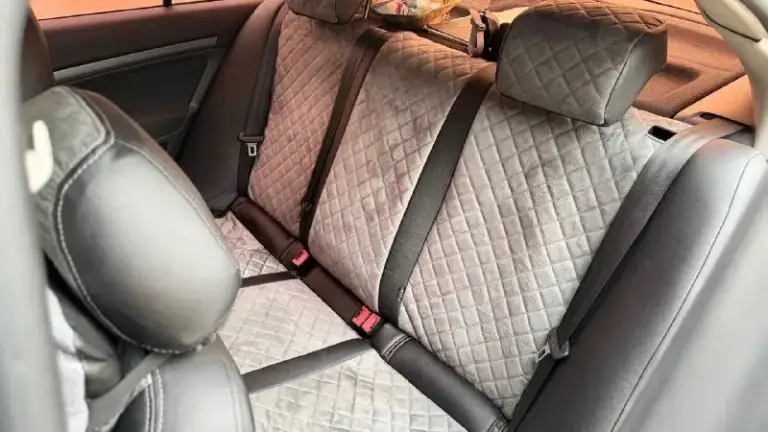 Продается skoda octavia серого цвета, 2008 года выпуска, с пробегом 266 000 километров. Автомобиль имеет 3-х собственников в птс, объем двигателя составляет 1,6 литра, мощность - 102 лошадиные силы. Тип двигателя - бензиновый, коробка передач - механическая, привод - передний.

Автомобиль оснащен антиблокировочной системой (abs) и бортовым компьютером, а также электростеклоподъемниками и электрозеркалалами.
Цена 750 000
Тел. +79494035641 - фотография - 7