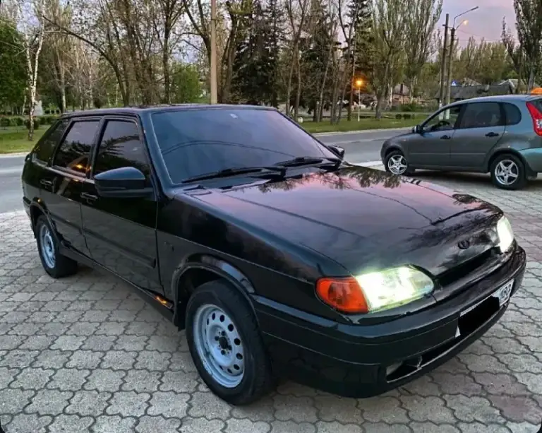 Срочно

Продам

Ваз samara 2114❤️

Год выпуска 2008

Документы в полном порядке без штрафов и запретов ✅.

Кузов без гнили и рыжиков

Дно пороги без дыр и гнили !

Стаканы целые в заводских герметиках.
Лонжероны без гнили и дыр !

Двигатель 8 клапанный работает часики не троит не дымит масло не ест тянет бодро

Кпп без хрустов и вылетов ✅

Ходовая часть не стучит не гремит

Электрика вся светится работает

Салон чистый опрятный не прокуренный не просажен.

Тонер в круг. Установлены led лампы смотрится очень красиво 😍

Все остальные вопросы по телефону

Цена 265 к реальному покупателю торг при осмотре !

Номер для связи +7949-481-88-74

Смогу пригнать по договорённости 🤝 - фотография - 2