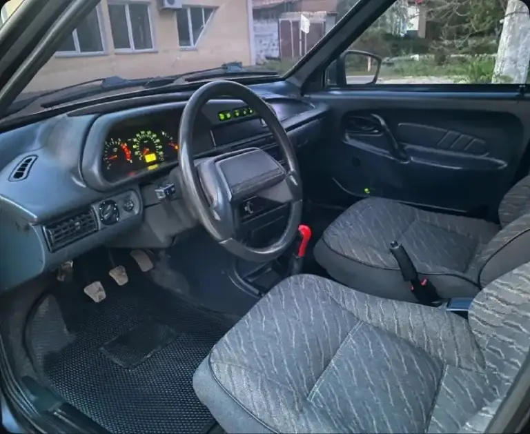Срочно

Продам

Ваз samara 2114❤️

Год выпуска 2008

Документы в полном порядке без штрафов и запретов ✅.

Кузов без гнили и рыжиков

Дно пороги без дыр и гнили !

Стаканы целые в заводских герметиках.
Лонжероны без гнили и дыр !

Двигатель 8 клапанный работает часики не троит не дымит масло не ест тянет бодро

Кпп без хрустов и вылетов ✅

Ходовая часть не стучит не гремит

Электрика вся светится работает

Салон чистый опрятный не прокуренный не просажен.

Тонер в круг. Установлены led лампы смотрится очень красиво 😍

Все остальные вопросы по телефону

Цена 265 к реальному покупателю торг при осмотре !

Номер для связи +7949-481-88-74

Смогу пригнать по договорённости 🤝 - фотография - 5