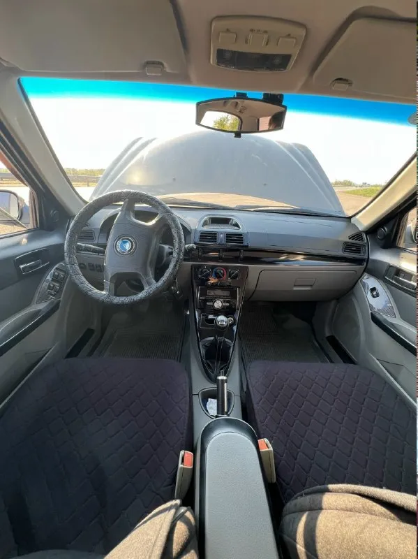 Geely ck (otaka) 1.5 механика
Год 2008
Пробег 100.км 1 владелец (птс оригинал)
Автомобиль в хорошем состоянии как внешне так и технически!
Подогрев зеркал
Стеклоподъемники 4 двери
Магнитофон, usb 6 динамиков
Два ключа
Кондиционер рабочий
Сервисная книга
Два комплекта шин + диски (лето и зима)
Два комплекта ковриков, много новых запчастей в подарок.
Полная шумоизоляция авто. Сигнализация + центральный замок.
Автомобиль полностью весь обслужен, в данный момент никаких вложений не требует, сел поезал.
Хороший вариант для первой машины.
Цена 300.000т. Руб разумный торг у капота находиться в донецке. Пишите или звоните расскажу, покажу все детальные
+7(949)395-36-06 - фотография - 5