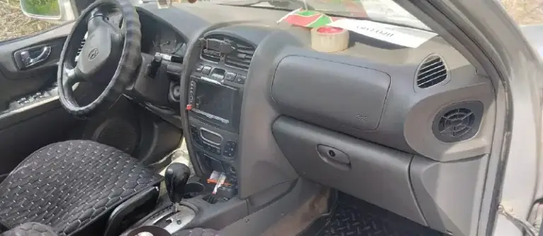 Продам авто hyundai санто фе -2004 г все вопросы по телефону прошу 700000₽ торг +79494923740
📞 Звоните: +7(949)4923740 - фотография - 5