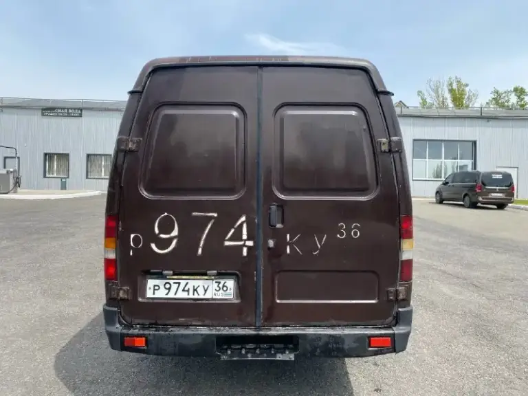 Продам газель 2000 года выпуска. Автомобиль на полном ходу, вложений не требует. Использовалась аккуратно, без перегрузов. Подходит как для работы, так и для личных нужд. По технической части всё обслужено по ходовой части рессоры, амортизаторы, наконечники установлены рессоры по кругу новый стартер и гениратор по электрике всё работает: светит, моргает печка греет отлично комплект новой резины! Салон чистый ухоженный кузов пол и борта целые. Двигатель работает ровно, коробка и сцепление без нареканий. С документами полный порядок, имеется техосмотр. Действующий, любое переоформление, без ограничений и штрафов. Цена 345,000₽ хороший торг возле машины ! Тел +7-949-092-25-76
📞 Звоните: +7(949)0922576 - фотография - 6